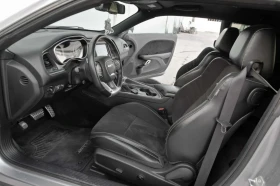 Dodge Challenger Srt 392 6.4 Hemi | Mobile.bg    9