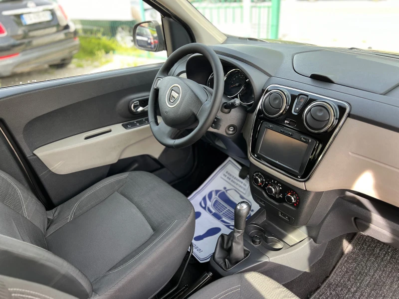 Dacia Lodgy 1.6 MPIГАЗ/Бензин, снимка 11 - Автомобили и джипове - 45638101