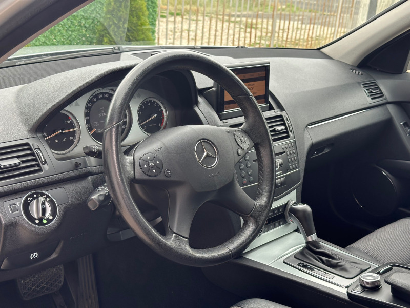 Mercedes-Benz C 200 Kompressor* Avangarde* Avtomat* Navi, снимка 8 - Автомобили и джипове - 46468504