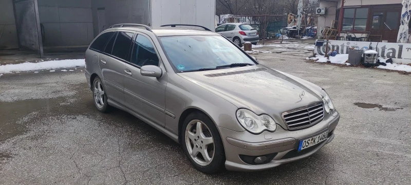 Mercedes-Benz C 320 AMG Harman 7G, снимка 1 - Автомобили и джипове - 48701598