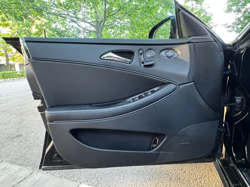Mercedes-Benz CLS 500 550 Facelift AMG Pack, снимка 8 - Автомобили и джипове - 50900313