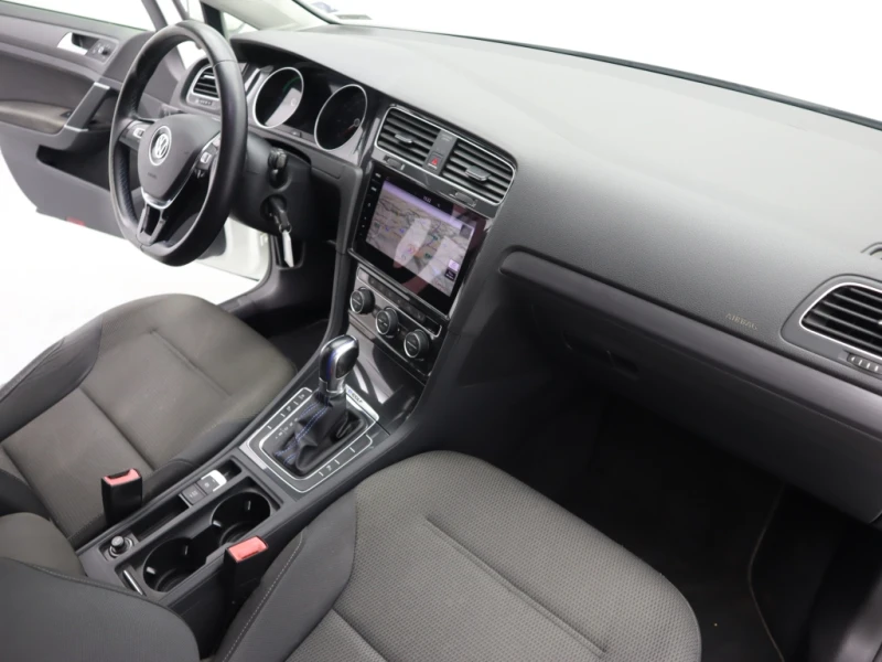 VW Golf E Golf, снимка 12 - Автомобили и джипове - 51193235