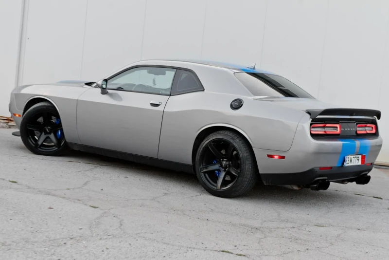 Dodge Challenger Srt 392 6.4 Hemi, снимка 6 - Автомобили и джипове - 52260009