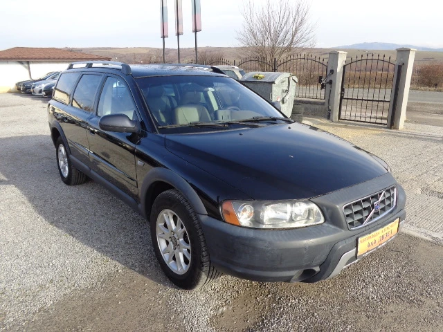 Volvo Xc70 2.4d AWD 185hp, снимка 3 - Автомобили и джипове - 48926625