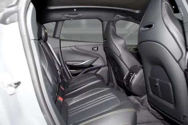 Aston Martin DBX 707 = Black Pack = �������� | Mobile.bg � ����������� 10