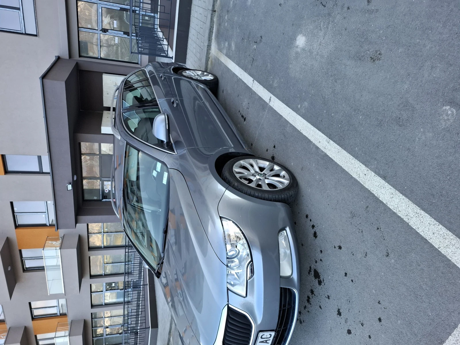 Skoda Superb 2.0TDi 4x4 - изображение 8