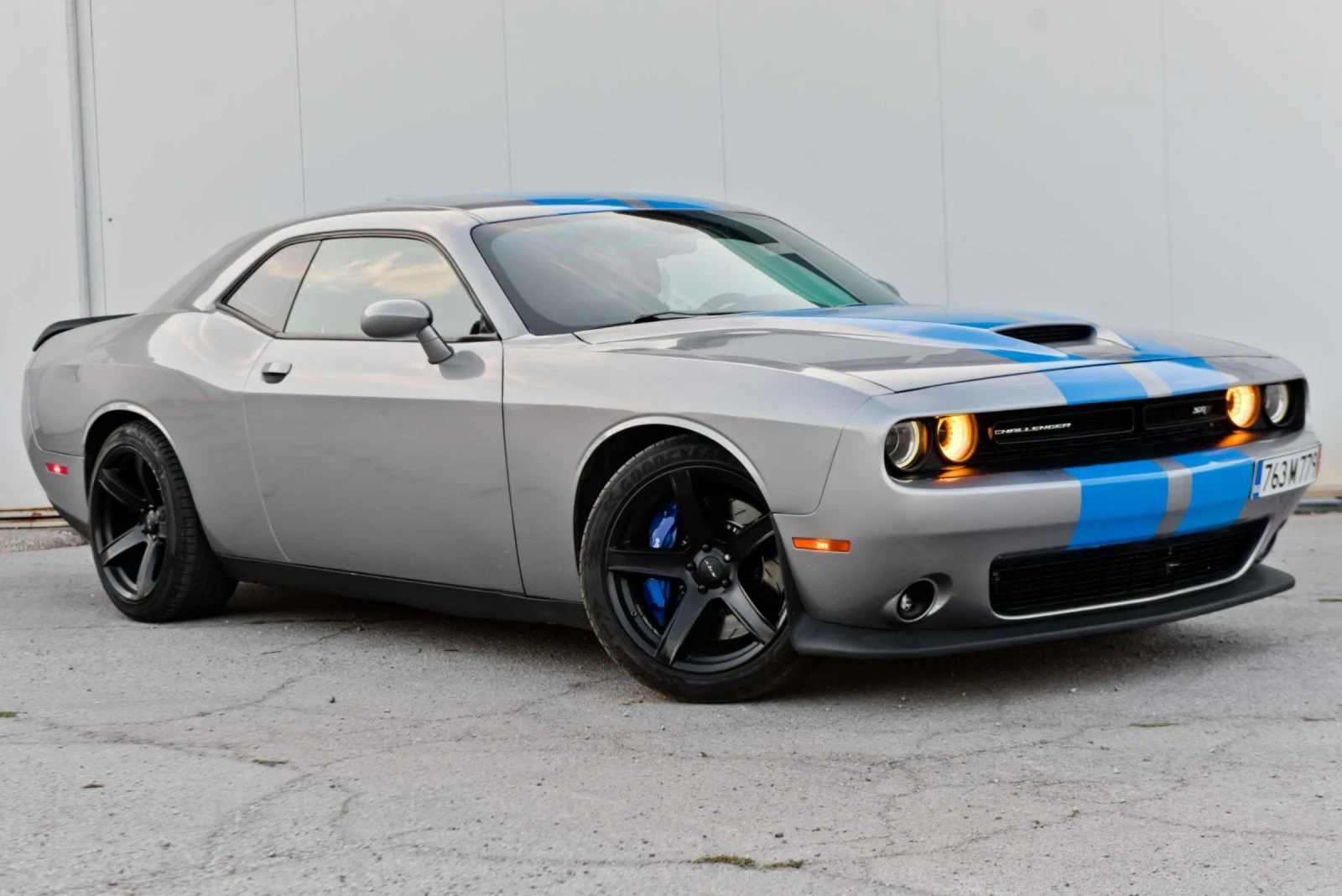 Dodge Challenger Srt 392 6.4 Hemi | Mobile.bg — изображение 2