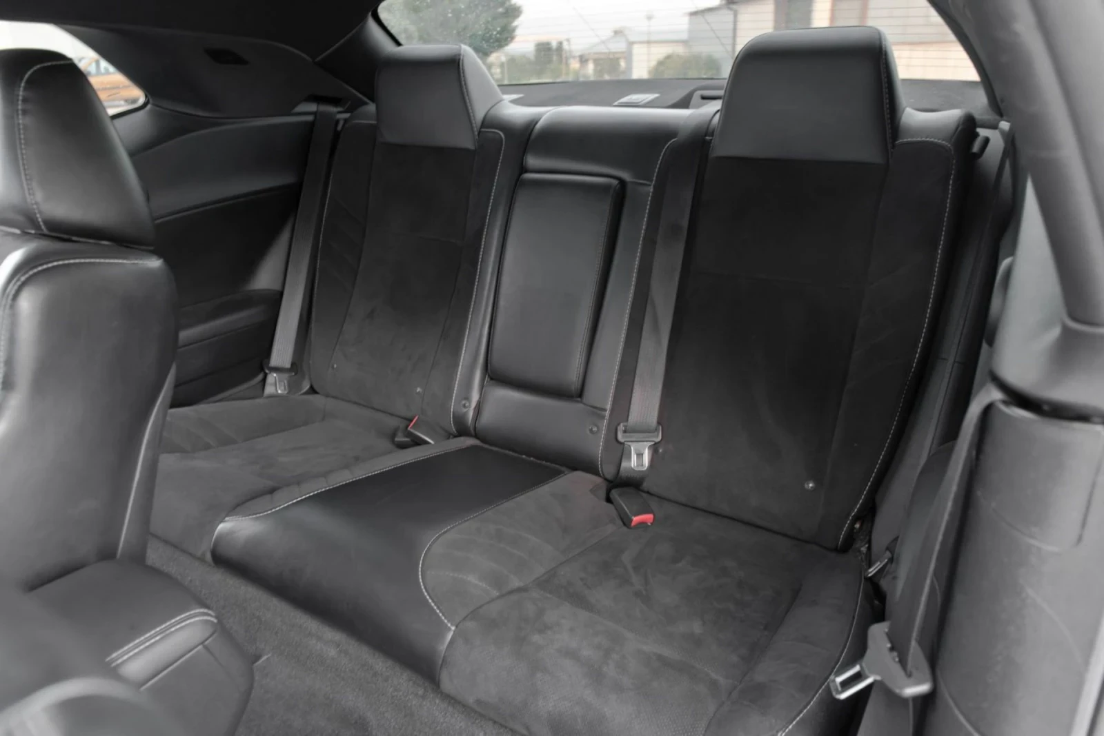 Dodge Challenger Srt 392 6.4 Hemi | Mobile.bg — изображение 11