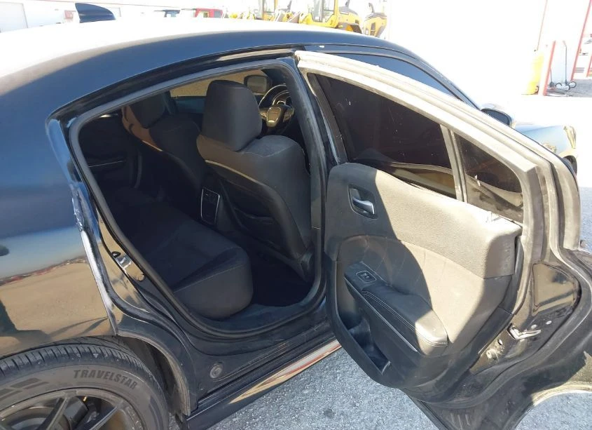 Dodge Charger  - изображение 8