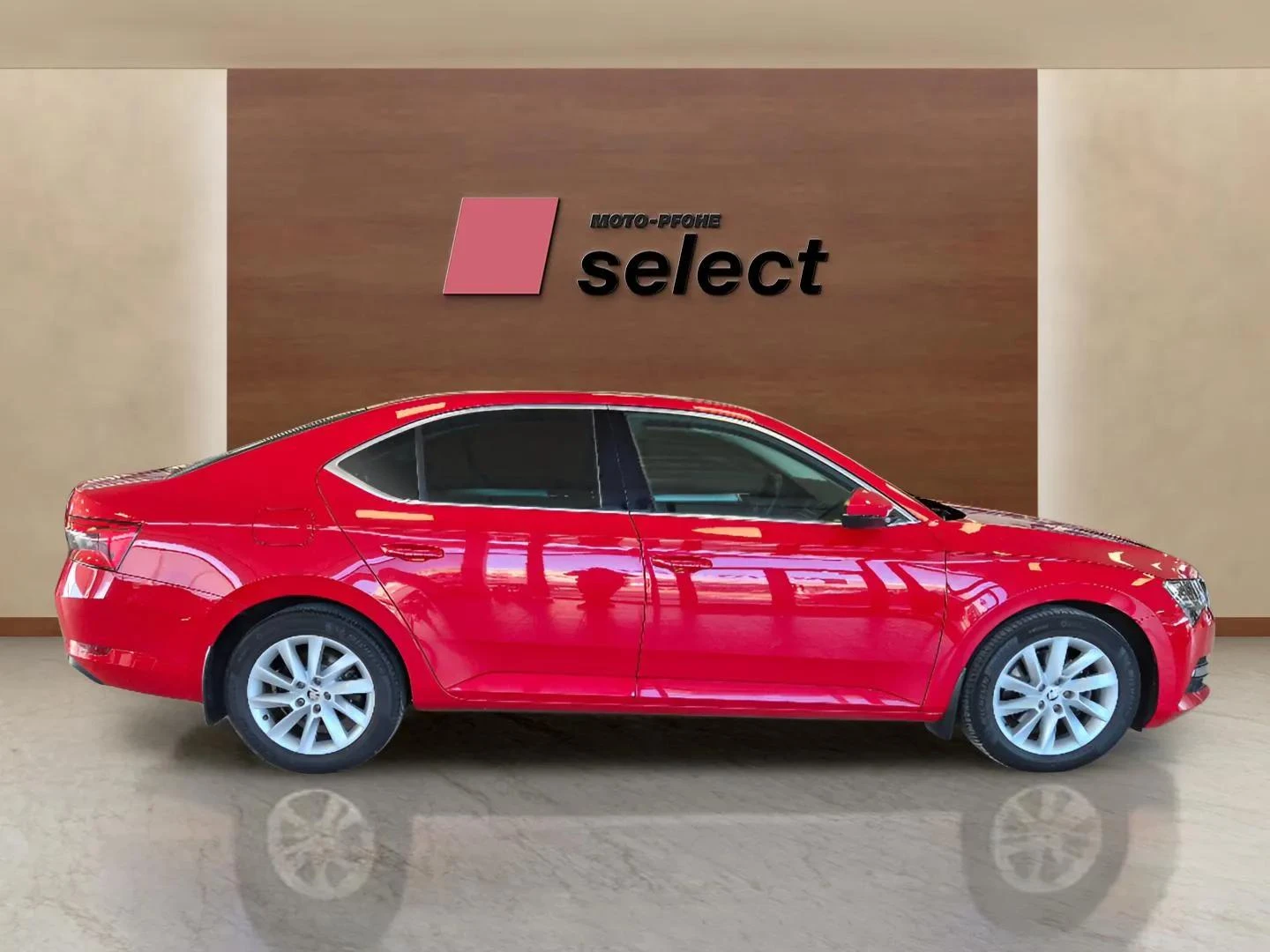 Skoda Superb 2.0 TDCi - изображение 4