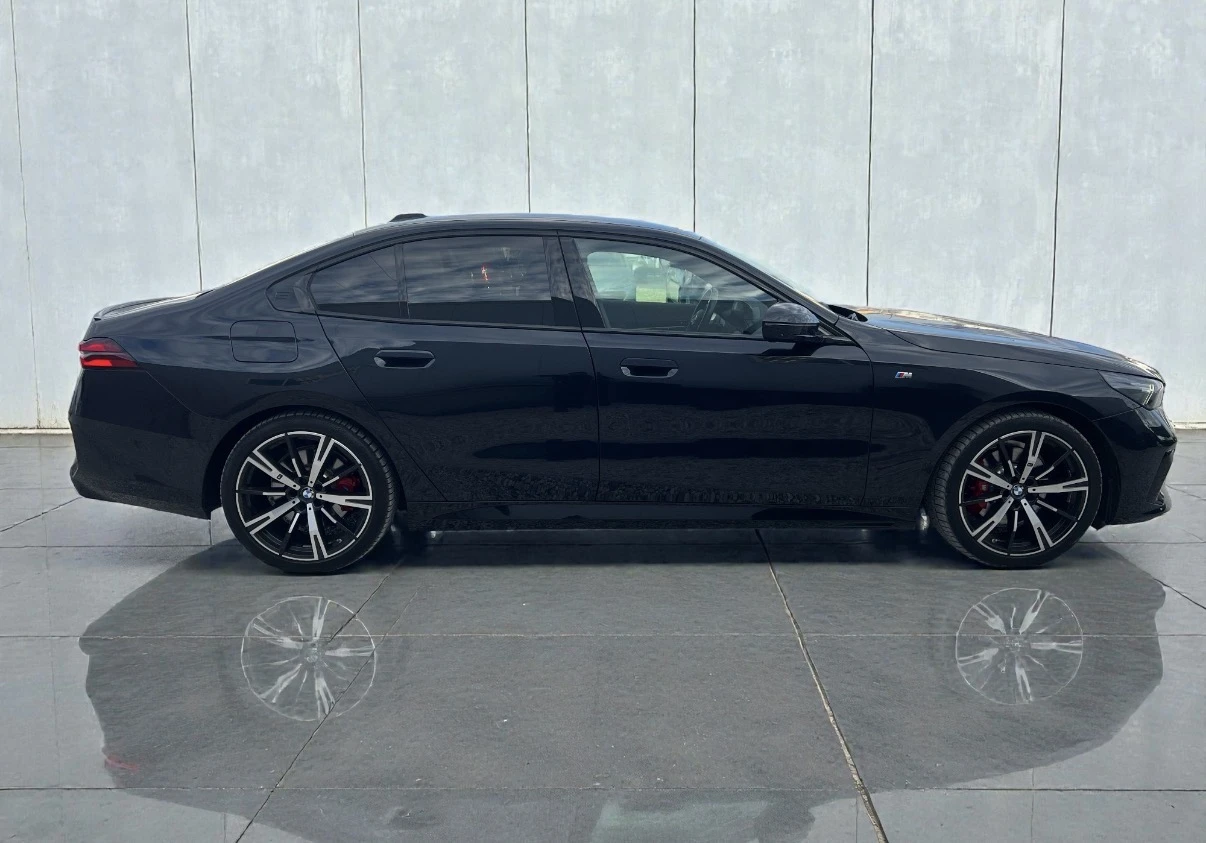 BMW 520 D xDrive M PRO ICONIC GLOW OBDUHVANE PODGREV FULL - изображение 4