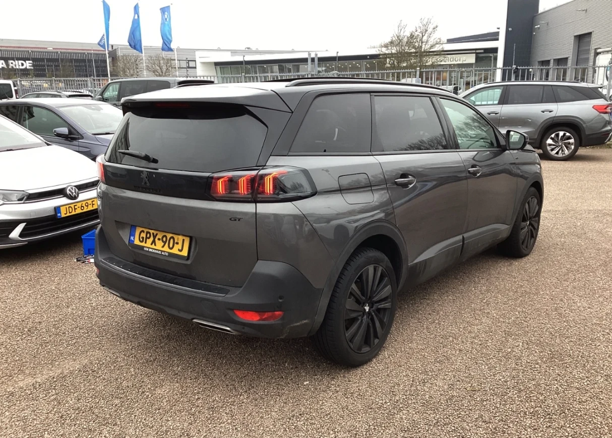 Peugeot 5008 1.2 PureTech Hybrid GT-Line PANORAMA, снимка 4 - Автомобили и джипове - 53865038