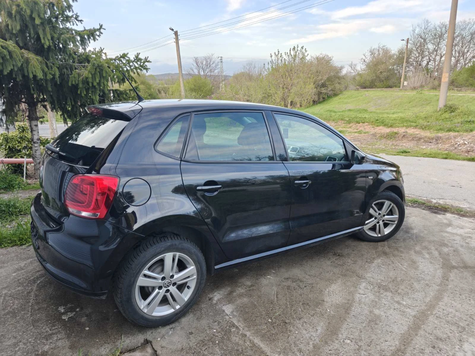 VW Polo Volkswagen Polo 6R, снимка 5 - Автомобили и джипове - 54229887