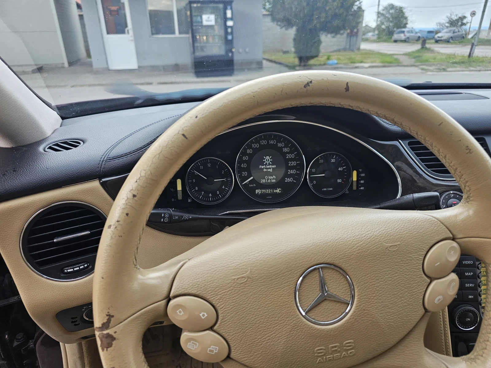 Mercedes-Benz 320, снимка 6 - Автомобили и джипове - 54398965