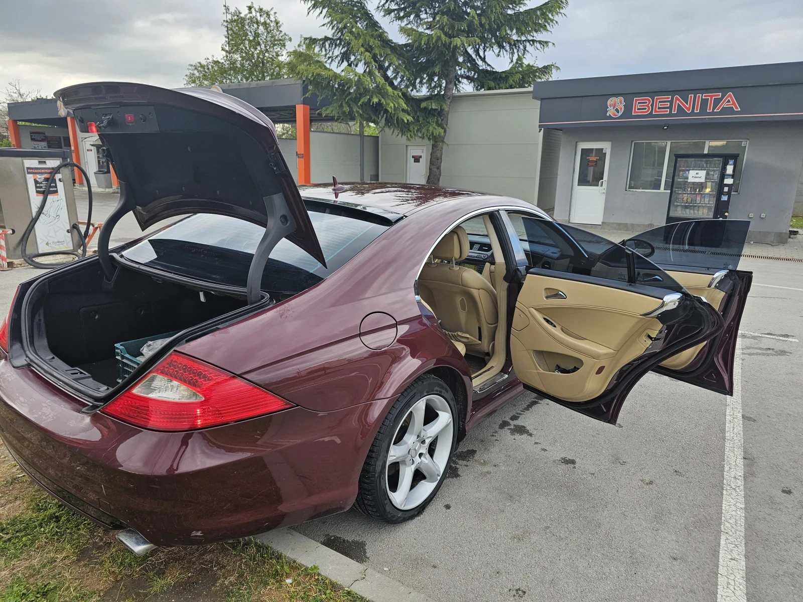 Mercedes-Benz 320, снимка 12 - Автомобили и джипове - 54398965