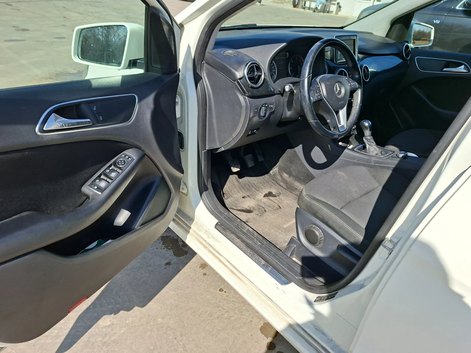 Mercedes-Benz B 180 1.8cdi..mercedes 651, снимка 13 - Автомобили и джипове - 54509818