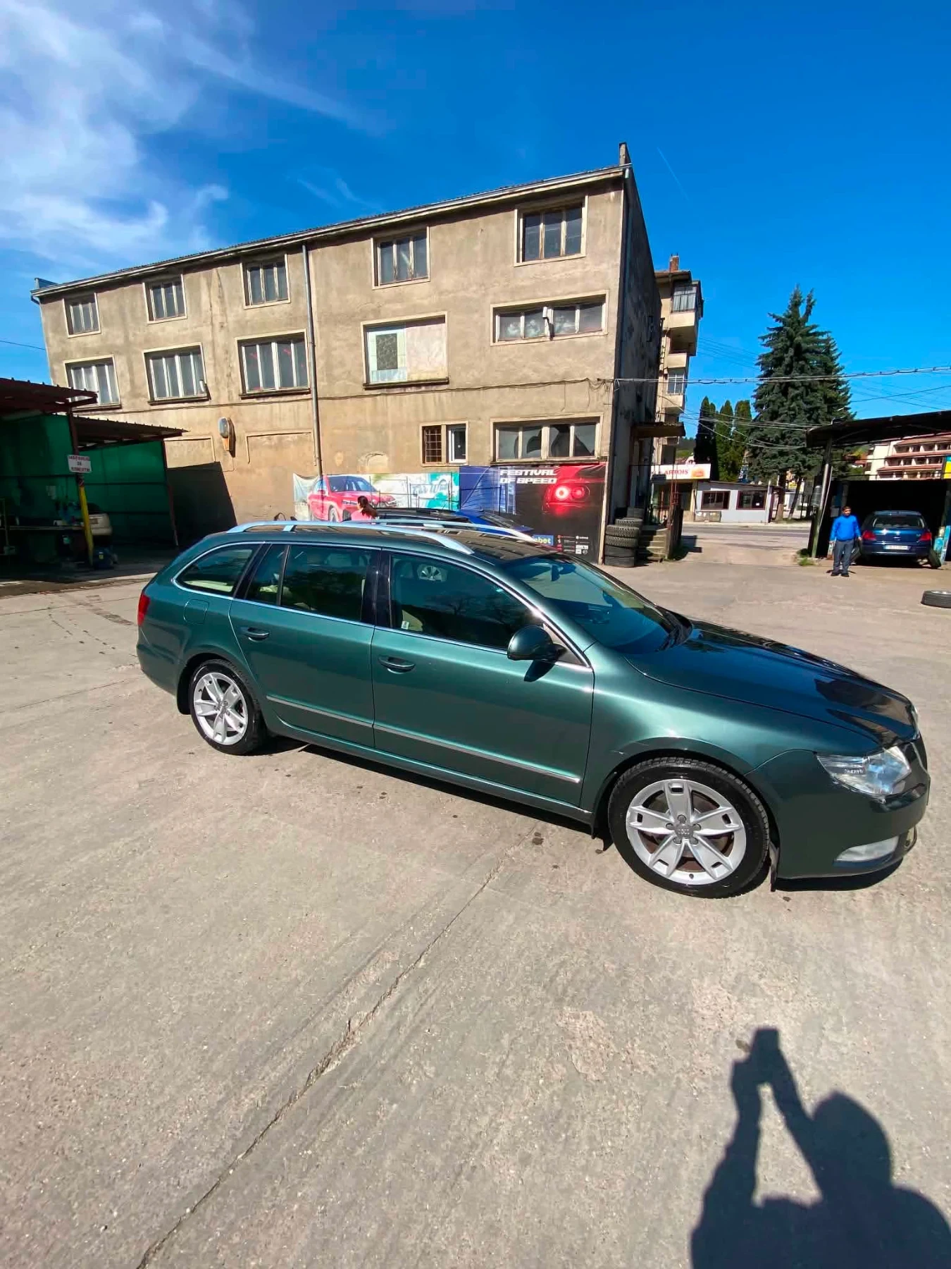 Skoda Superb, снимка 3 - Автомобили и джипове - 54537710