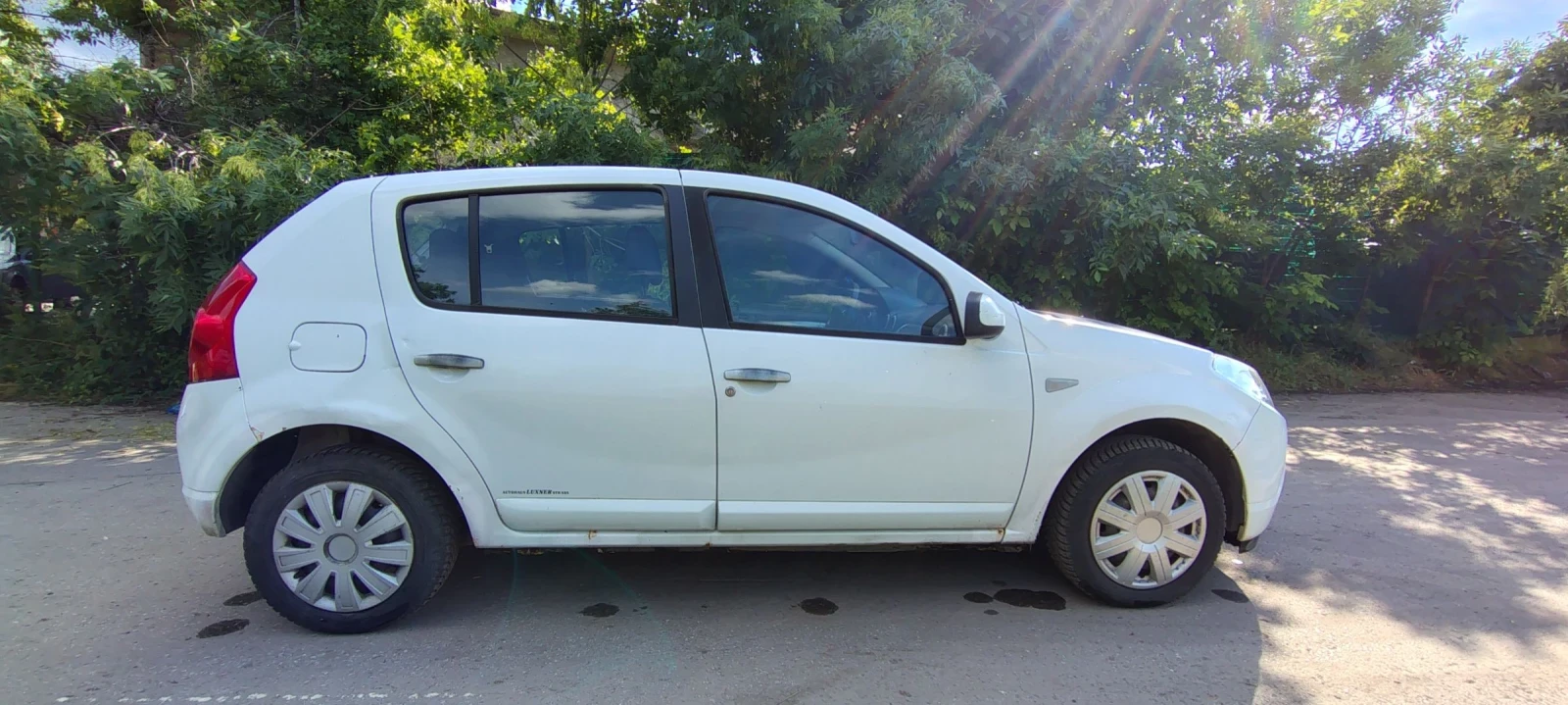 Dacia Sandero, снимка 2 - Автомобили и джипове - 54826086