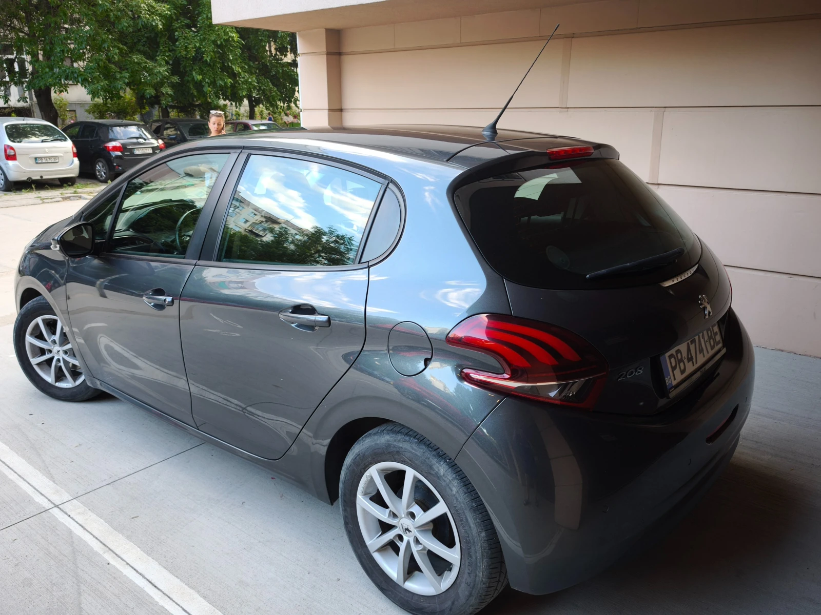 Peugeot 208 Pure Tech, снимка 4 - Автомобили и джипове - 55015982