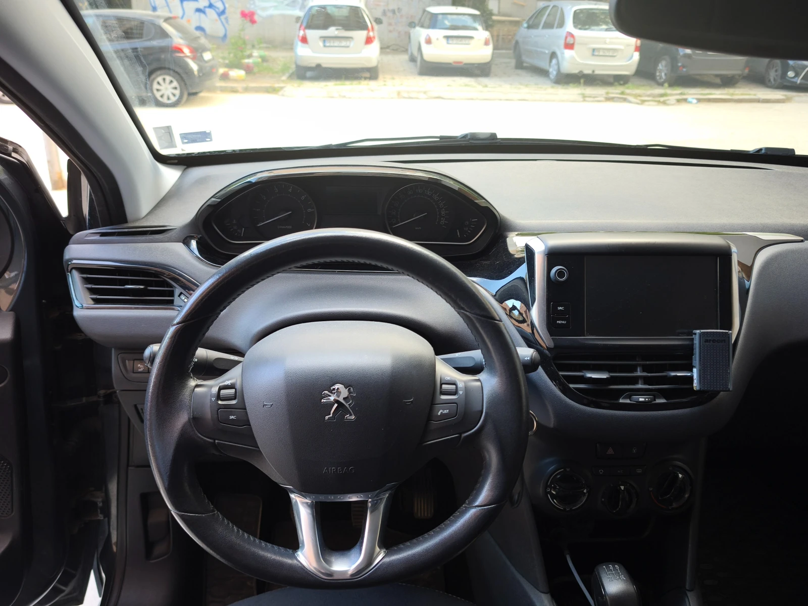 Peugeot 208 Pure Tech, снимка 7 - Автомобили и джипове - 55015982
