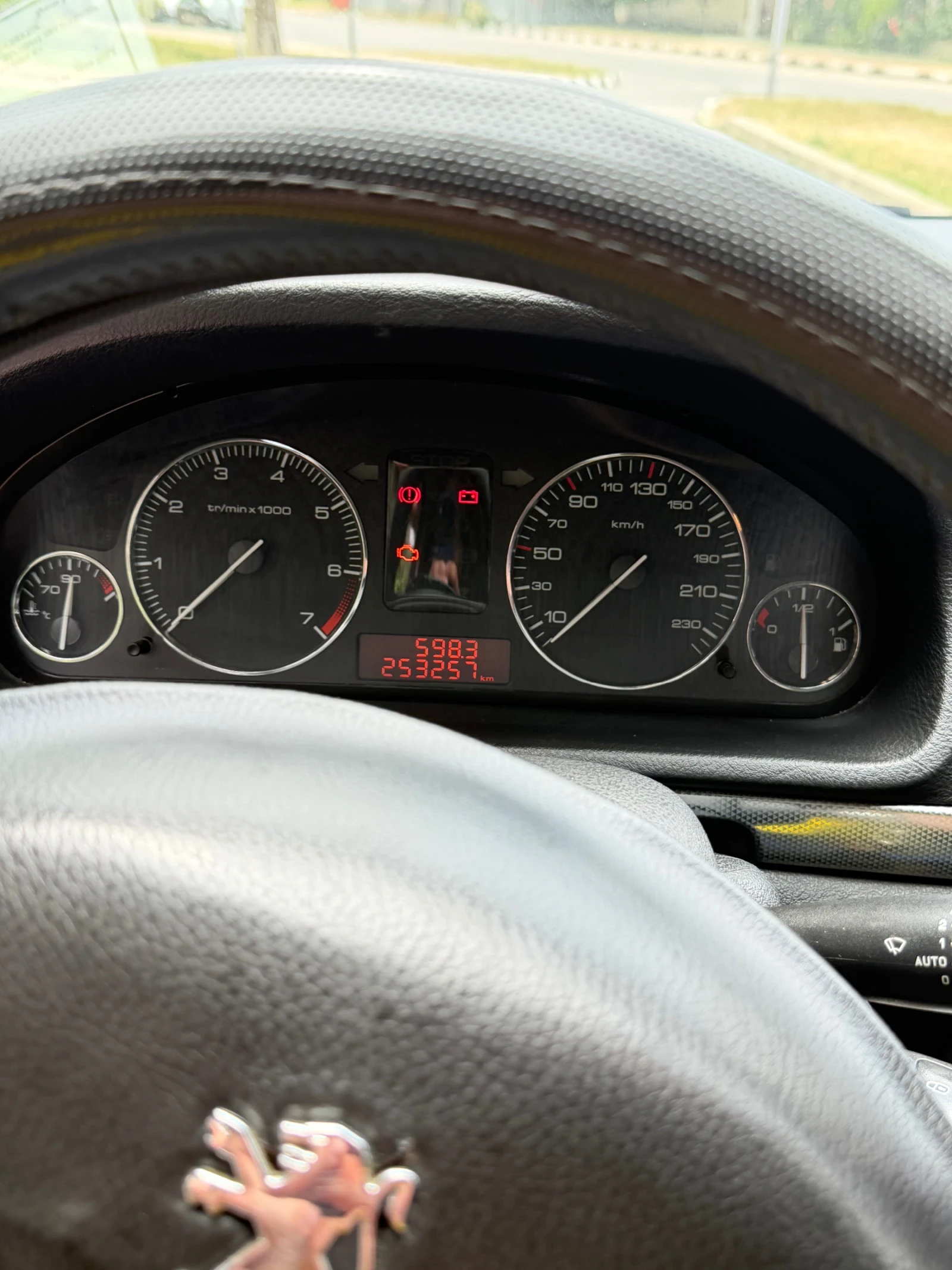 Peugeot 407 2.0 Газ/Бензин, снимка 11 - Автомобили и джипове - 55139695