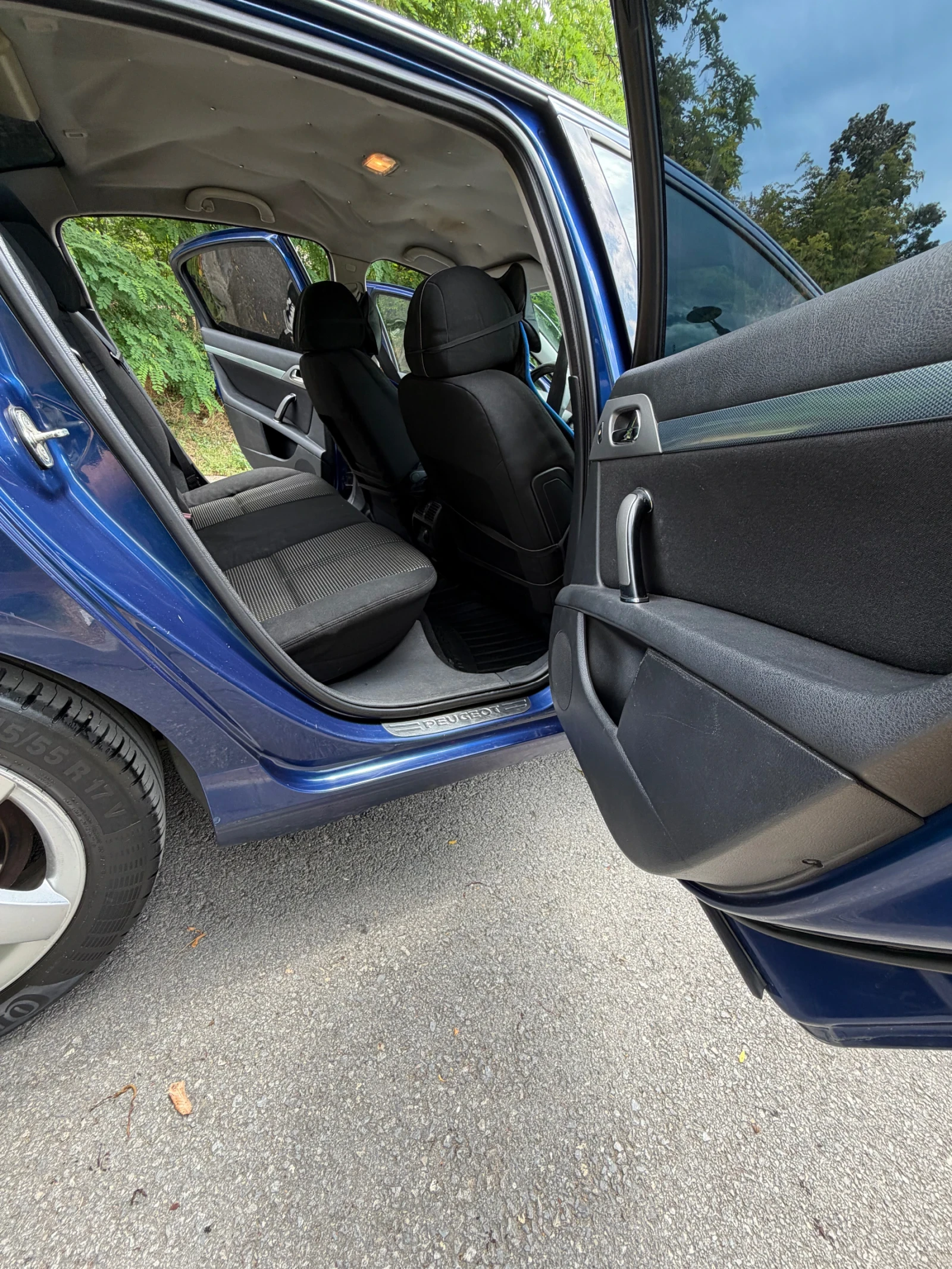 Peugeot 407 2.0 Газ/Бензин, снимка 6 - Автомобили и джипове - 55139695