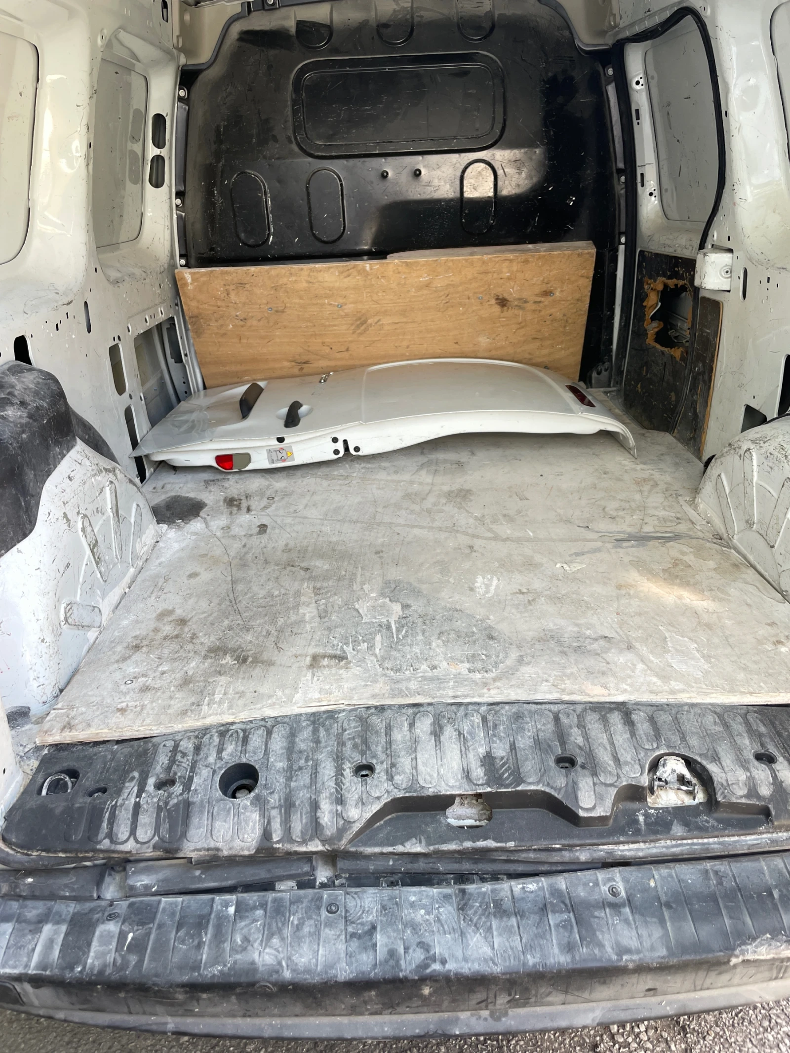 Renault Kangoo MAXI, снимка 6 - Автомобили и джипове - 55555966