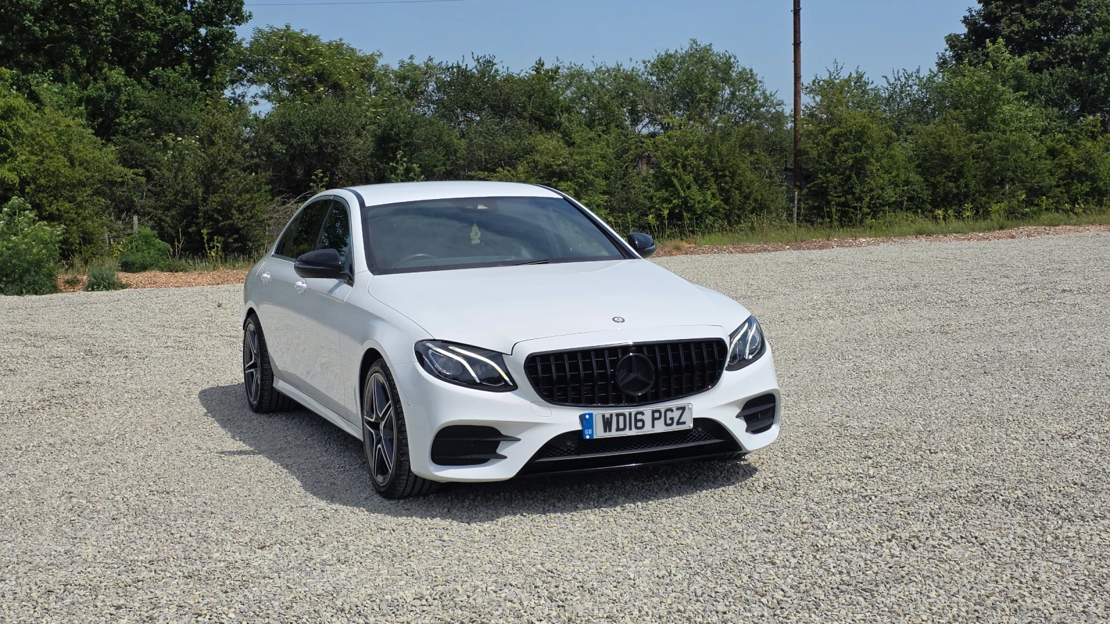 Mercedes-Benz E 220 AMG, снимка 7 - Автомобили и джипове - 56259777