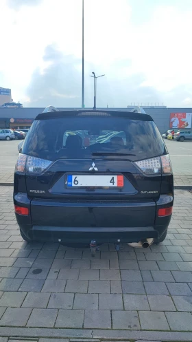 Mitsubishi Outlander 2.4 ГАЗ, 4x4, 7 места, снимка 3