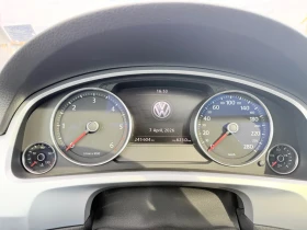 VW Touareg 3.0 TDI/HIGHLINE/PANO/AIR/MEMORY - 13000 € / 25425.79 лв. - 31742735 7