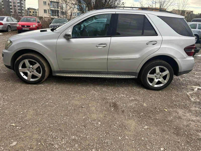 Mercedes-Benz ML 320 280/320CDI AMG пакет/Black Edition, снимка 12 - Автомобили и джипове - 46980335