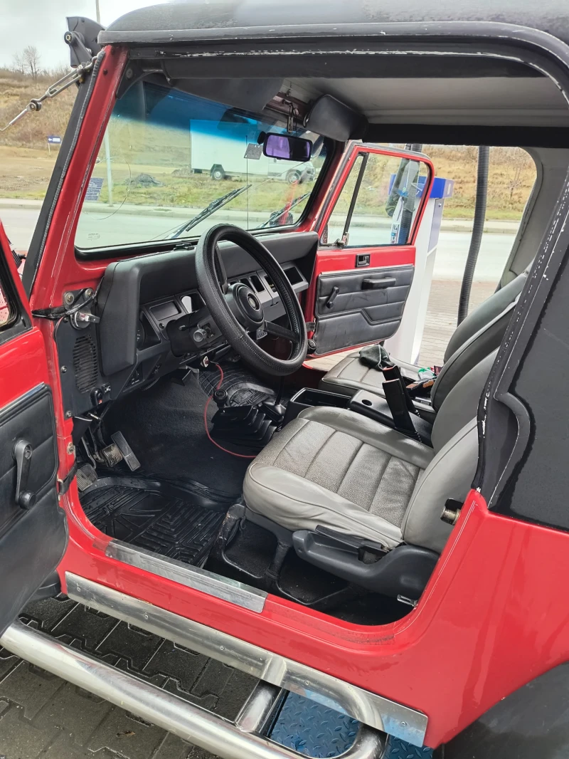 Jeep Wrangler Уникален, снимка 14 - Автомобили и джипове - 47932415