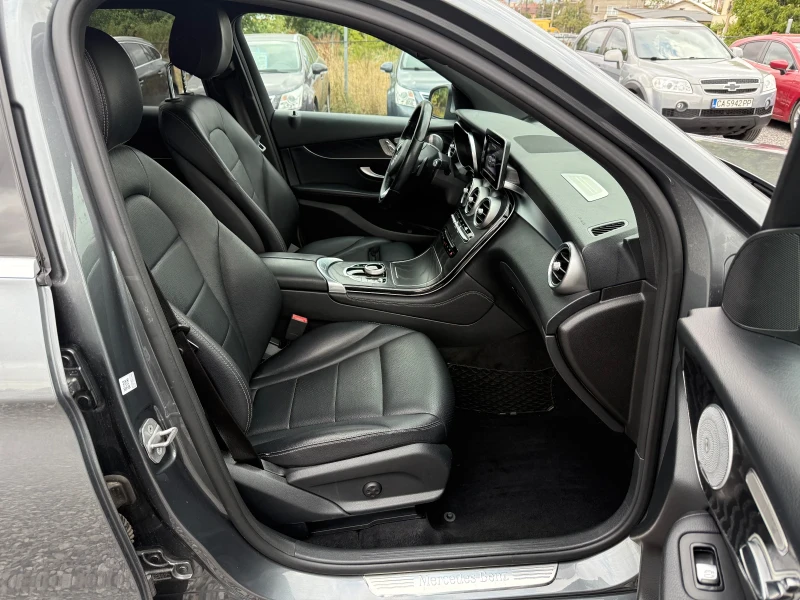 Mercedes-Benz GLC 300 (245 кс) 4MATIC 9G-TRONIC Burmester 09.2018г. EU 6, снимка 12 - Автомобили и джипове - 51850554
