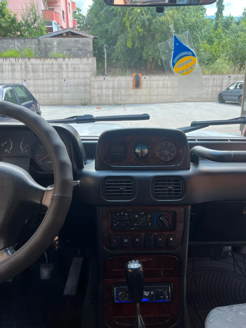 Hyundai Galloper, снимка 6 - Автомобили и джипове - 52643738