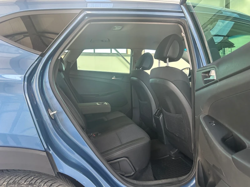 Hyundai Tucson, снимка 9 - Автомобили и джипове - 53126138