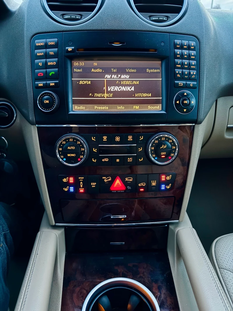 Mercedes-Benz ML 350, снимка 9 - Автомобили и джипове - 53237326