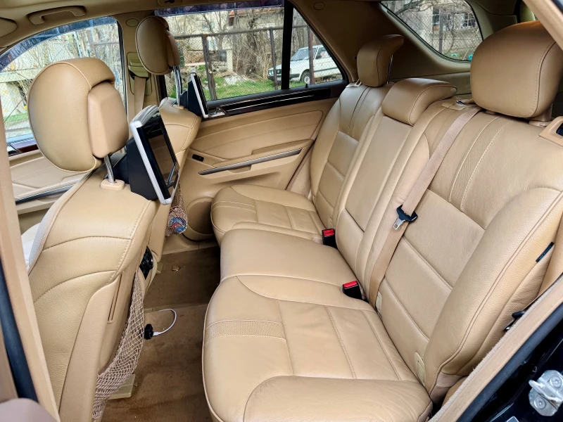 Mercedes-Benz ML 350, снимка 13 - Автомобили и джипове - 53237326