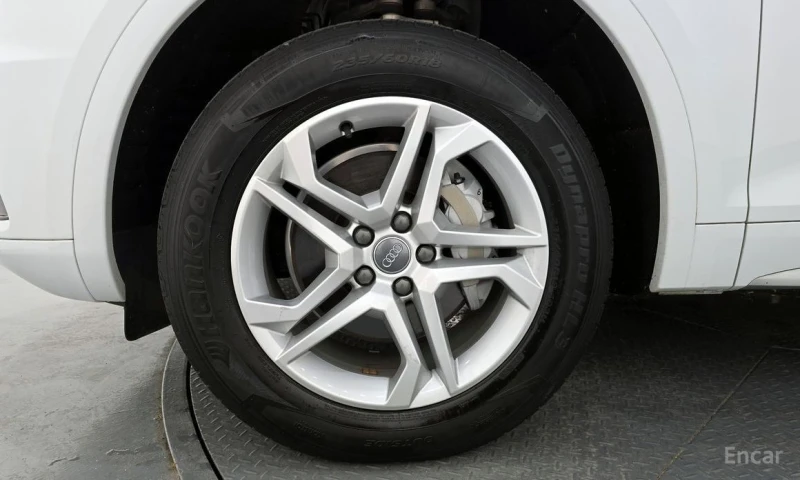 Audi Q5, снимка 5 - Автомобили и джипове - 53273067