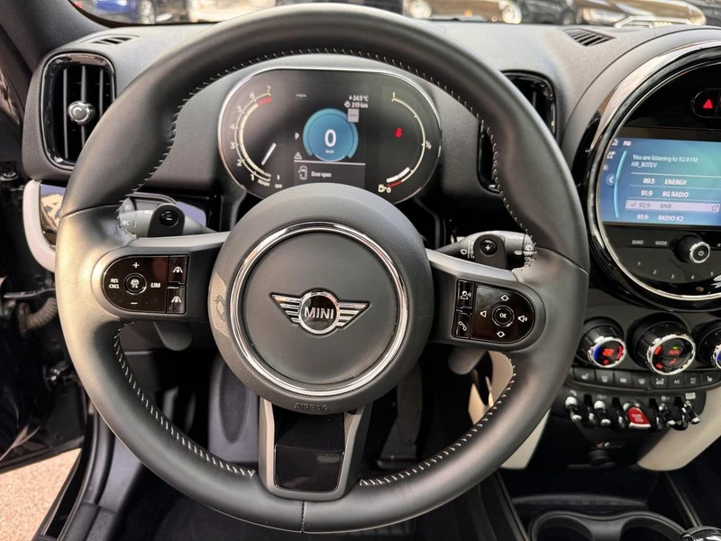 Mini Countryman S ALL4 Harman/Kardon, снимка 9 - Автомобили и джипове - 49547795