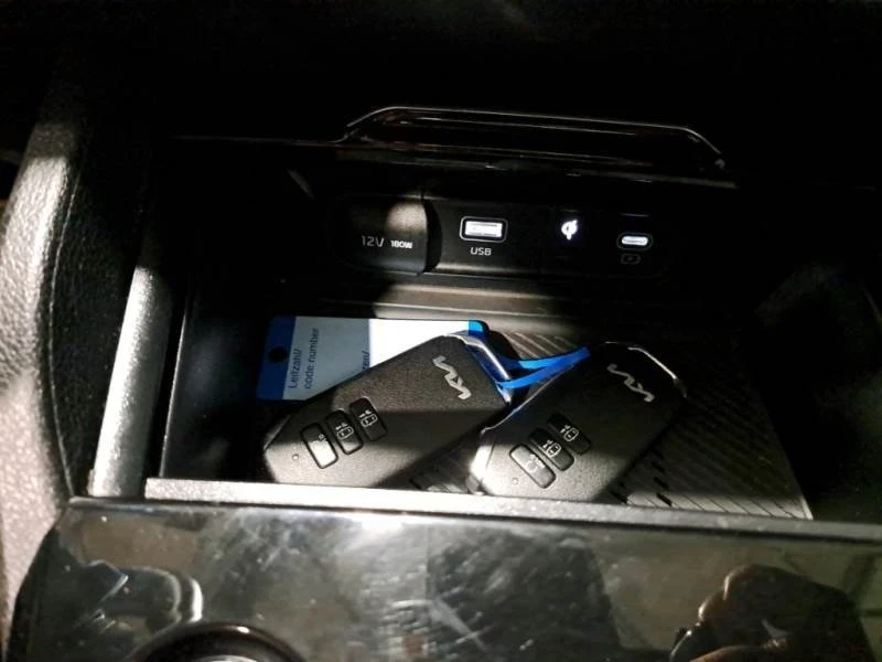 Kia Sportage GT LINE Hybrid, снимка 12 - Автомобили и джипове - 54152549