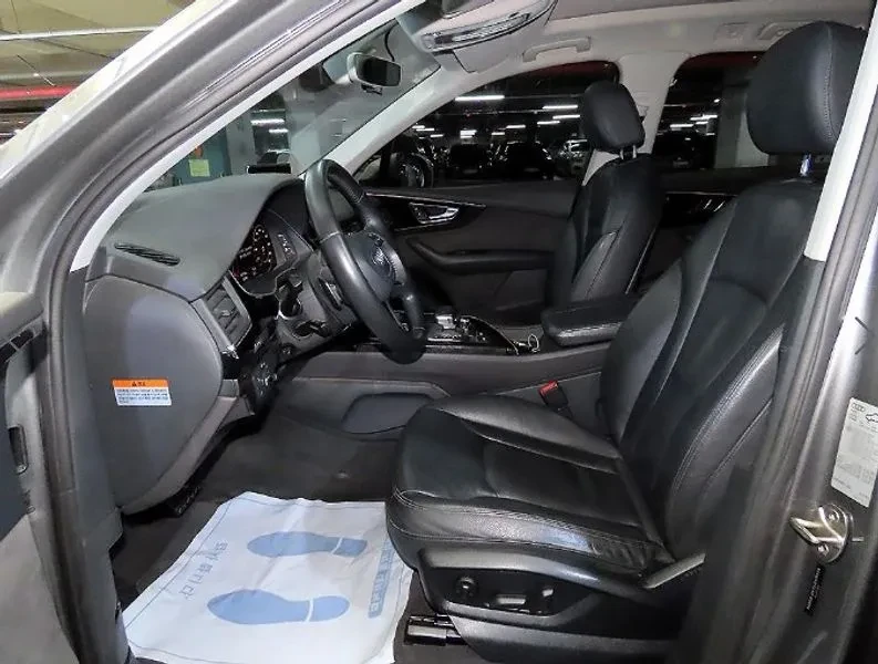 Audi Q7 3.0 TDI V6 / CARFAX, снимка 6 - Автомобили и джипове - 54779188