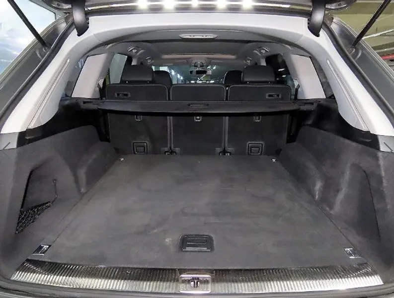 Audi Q7 3.0 TDI V6 / CARFAX, снимка 12 - Автомобили и джипове - 54779188