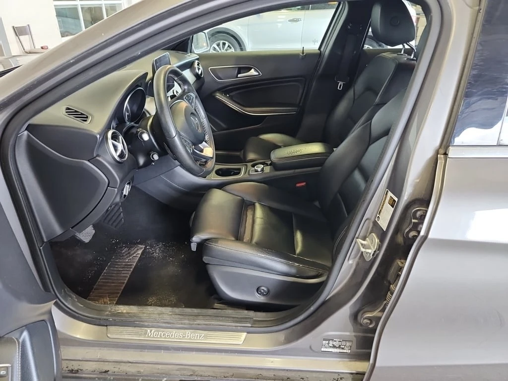 Mercedes-Benz GLA 250  * CARFAX * БЕЗ ПЪРВОНАЧАЛНА ВНОСКА - изображение 5