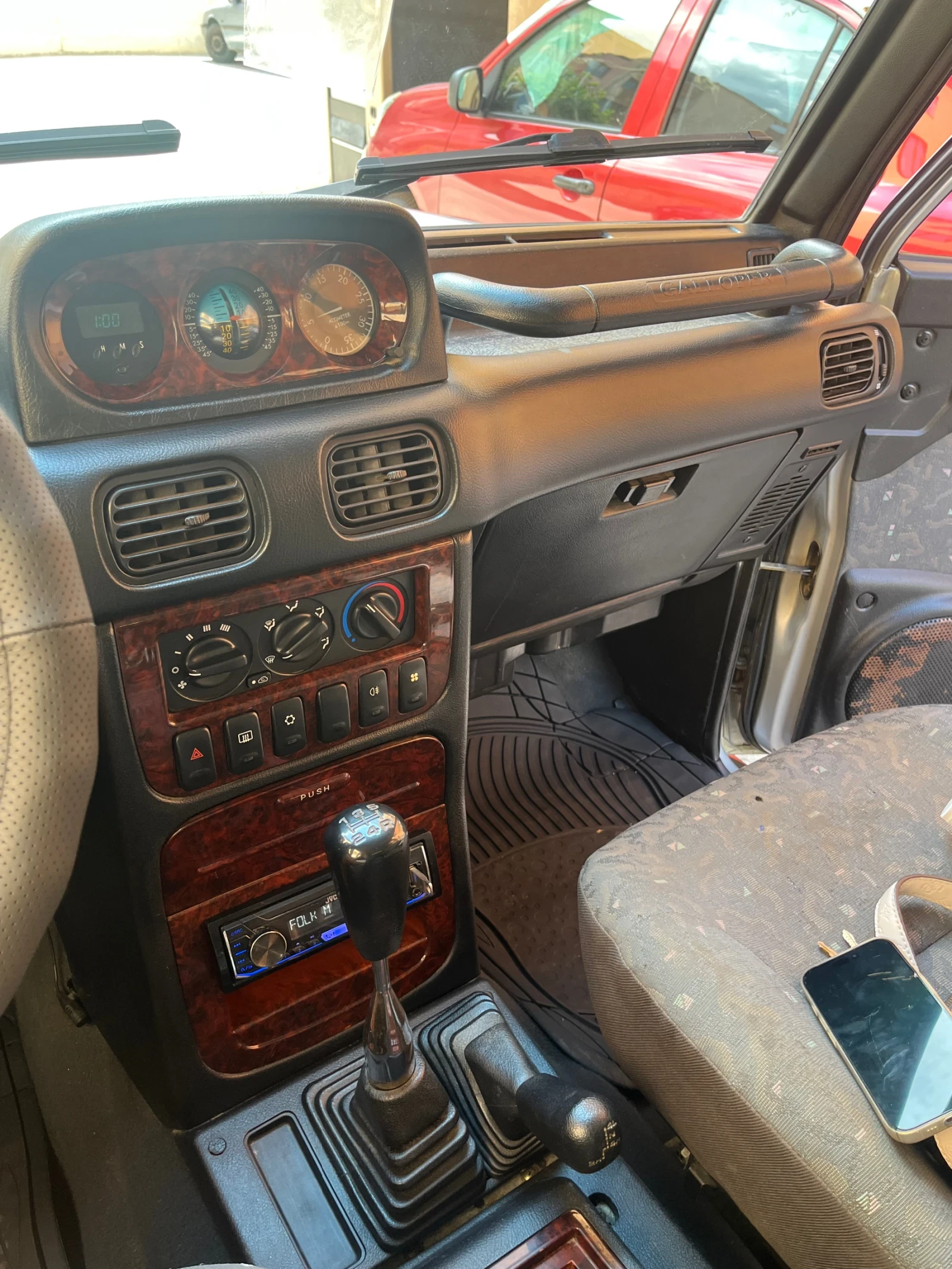 Hyundai Galloper  - изображение 8