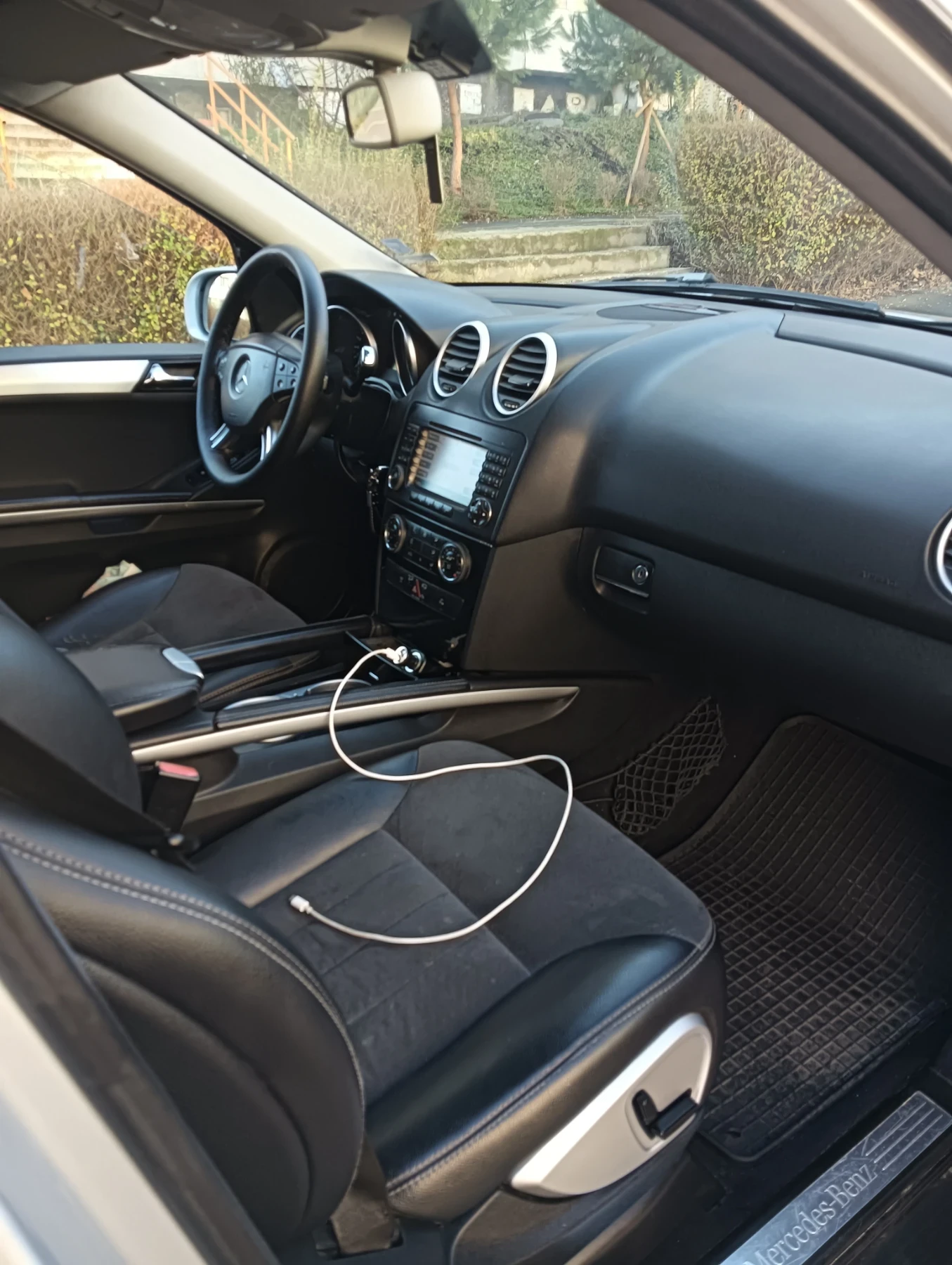 Mercedes-Benz ML 320  - изображение 4