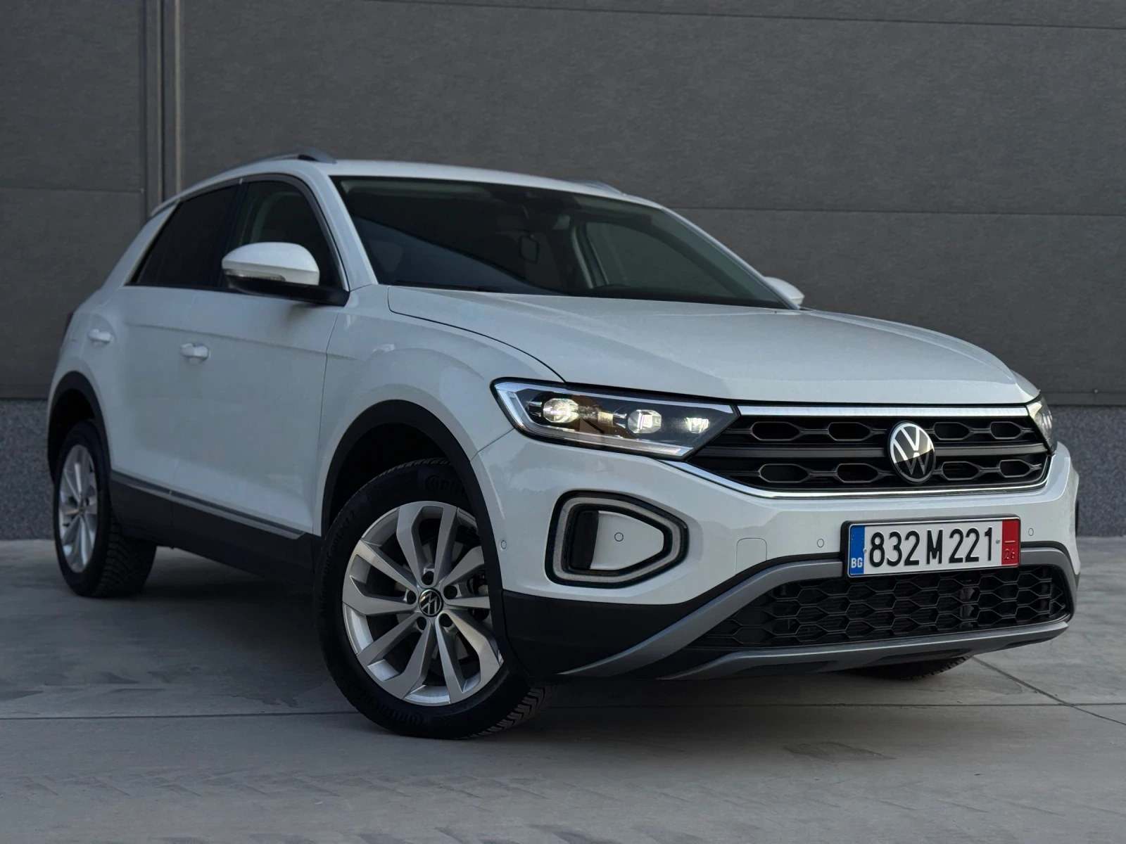 VW T-Roc НОВ Автомобил 1.5TSI DSG STYLE, снимка 2 - Автомобили и джипове - 53958202
