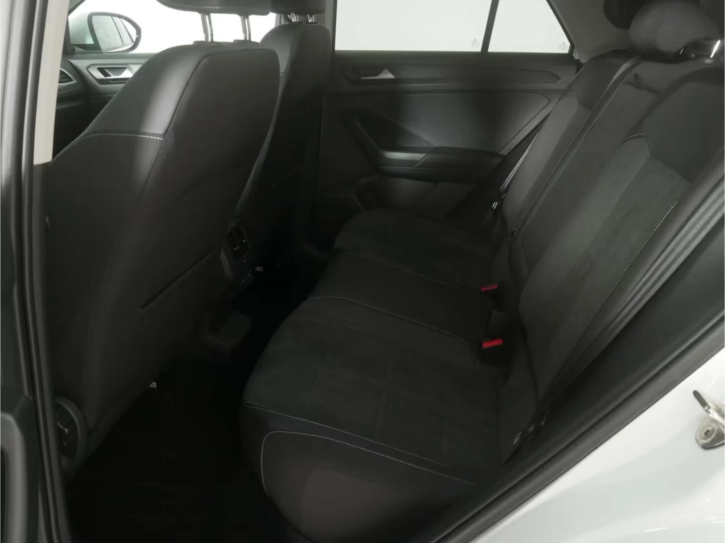 VW T-Roc 2025� 1.5TSI DSG STYLE | Mobile.bg � ����������� 5
