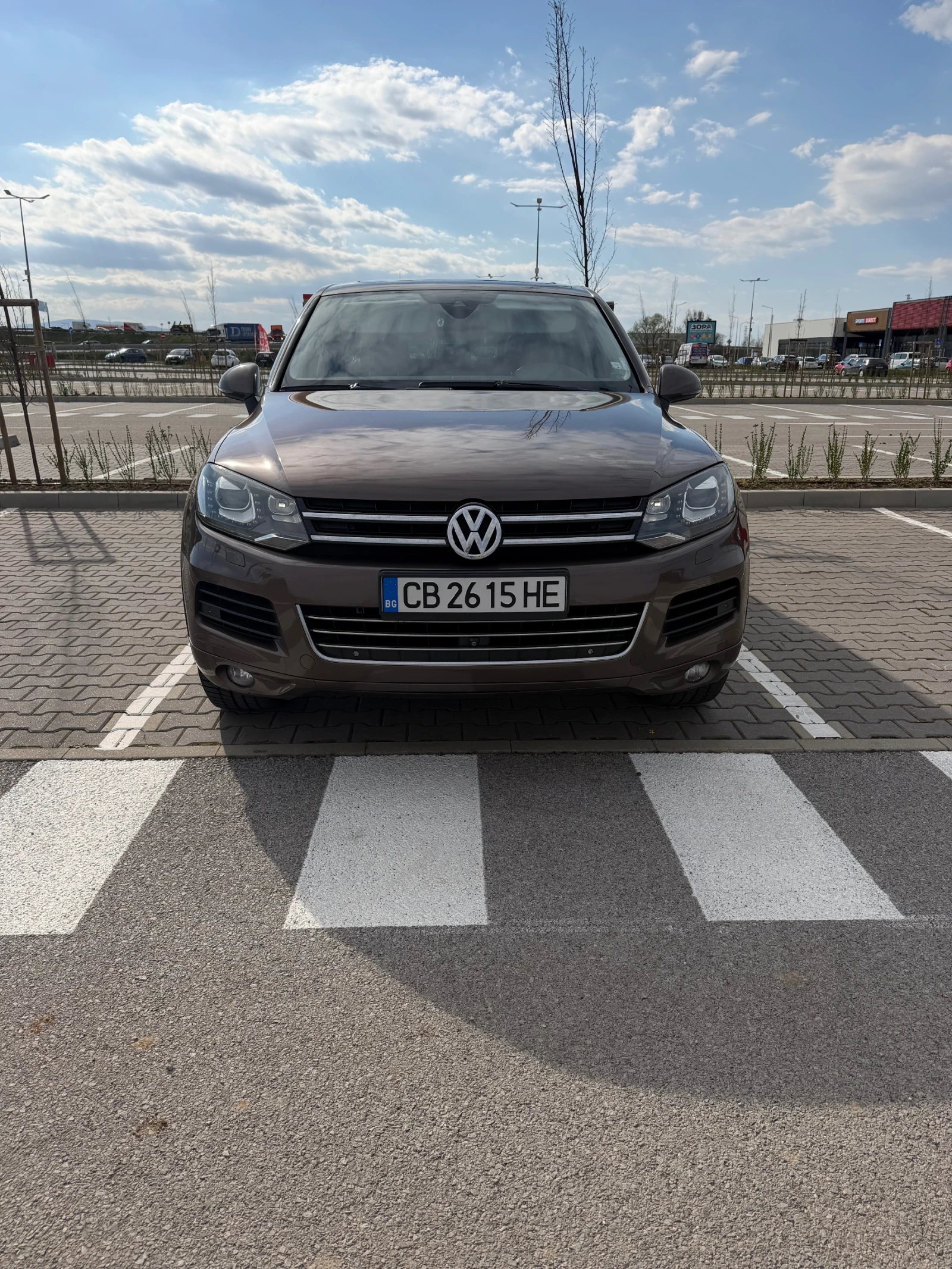 VW Touareg 3.0 TDI/HIGHLINE/PANO/AIR/MEMORY, снимка 2 - Автомобили и джипове - 54141415