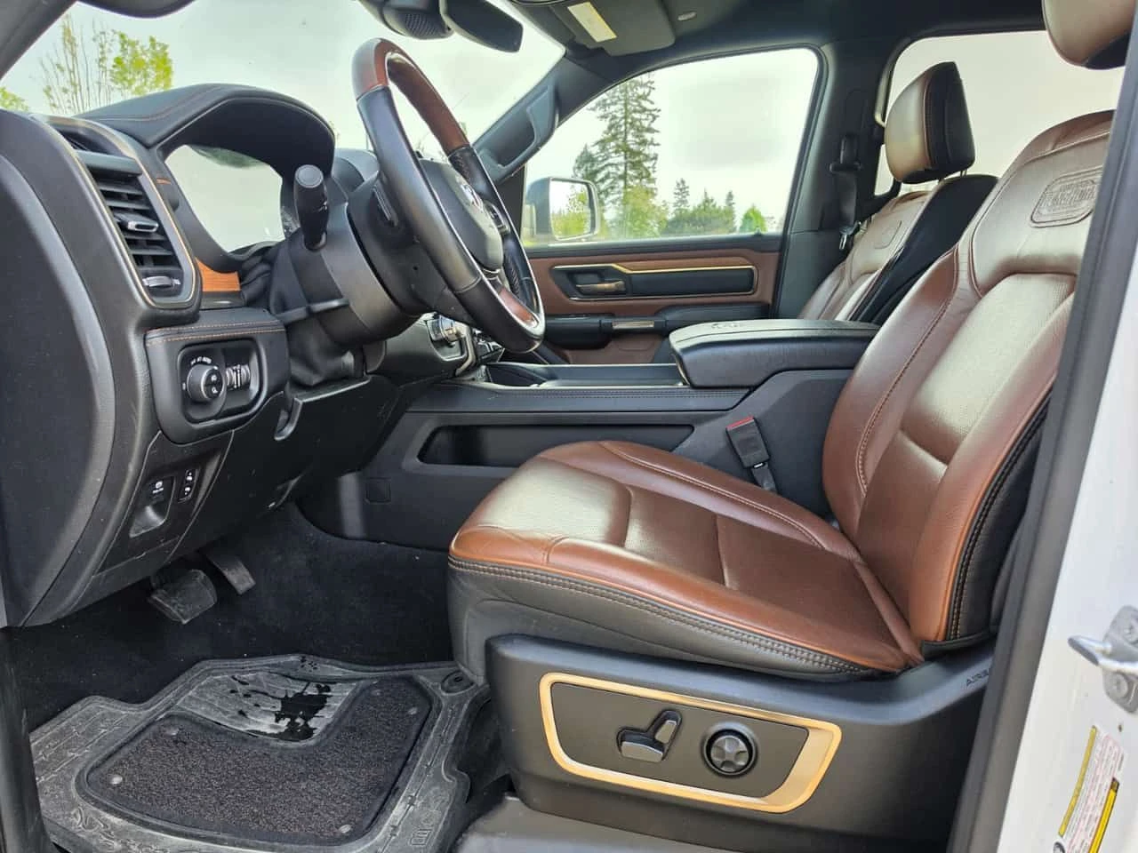 Dodge RAM 1500 * Limited Longhorn /Harman Kardon/ НА ПРУЖИНИ , снимка 5 - Автомобили и джипове - 54476918