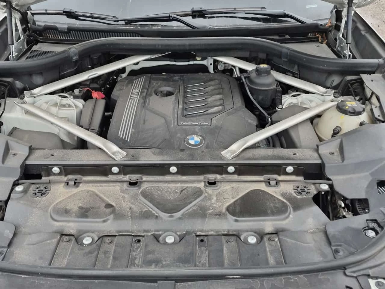 BMW X5 * CARFAX * АВТОКРЕДИТ БЕЗ ПЪРВОНАЧАЛНА ВНОСКА * , снимка 17 - Автомобили и джипове - 54562033